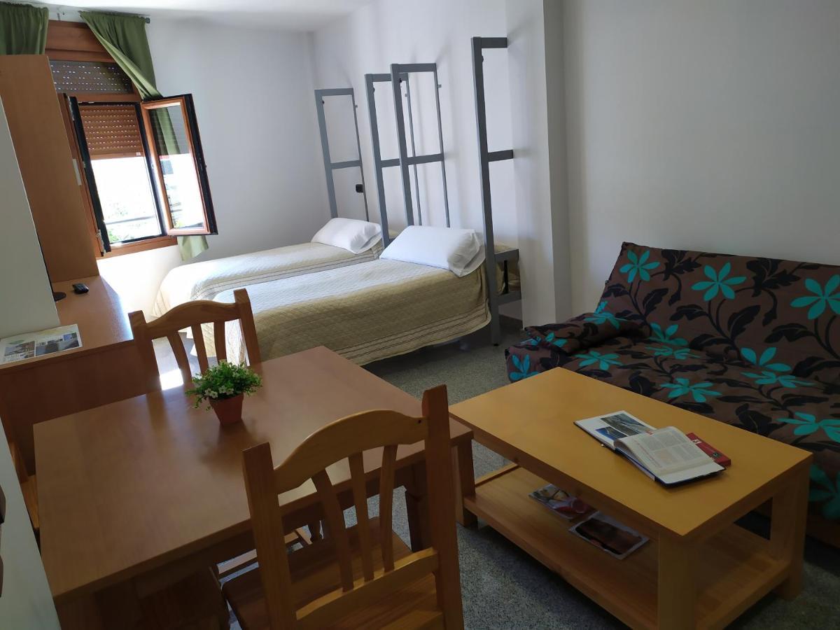 Hotel Albanta La Lantejuela Zewnętrze zdjęcie