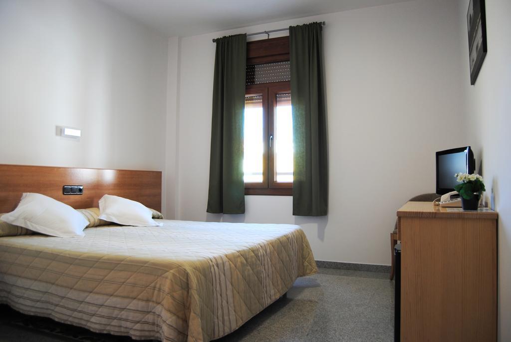 Hotel Albanta La Lantejuela Pokój zdjęcie