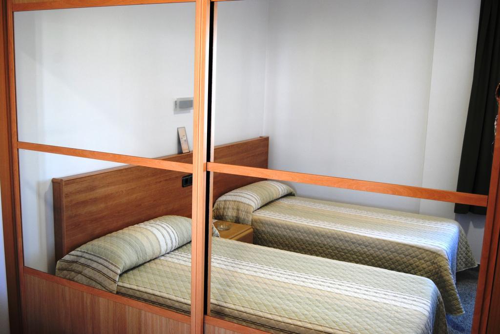 Hotel Albanta La Lantejuela Zewnętrze zdjęcie