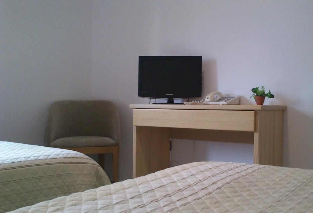 Hotel Albanta La Lantejuela Pokój zdjęcie