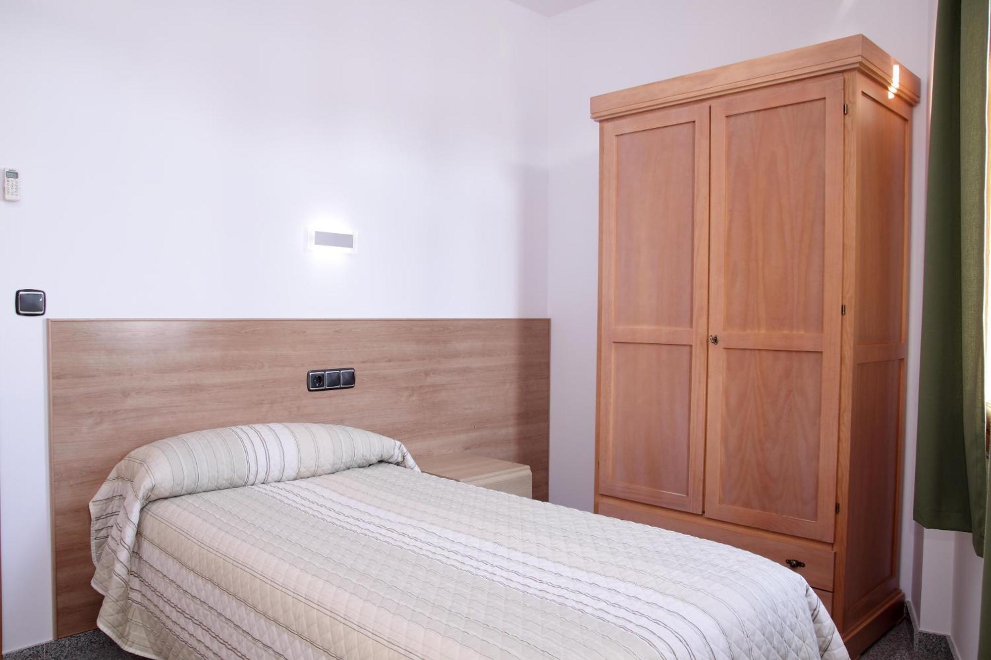 Hotel Albanta La Lantejuela Zewnętrze zdjęcie