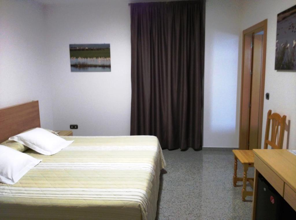 Hotel Albanta La Lantejuela Zewnętrze zdjęcie