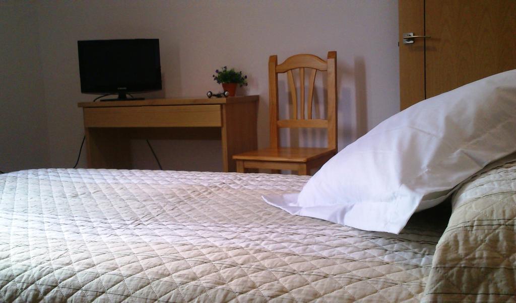 Hotel Albanta La Lantejuela Zewnętrze zdjęcie