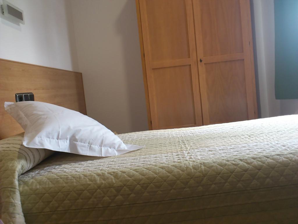 Hotel Albanta La Lantejuela Zewnętrze zdjęcie
