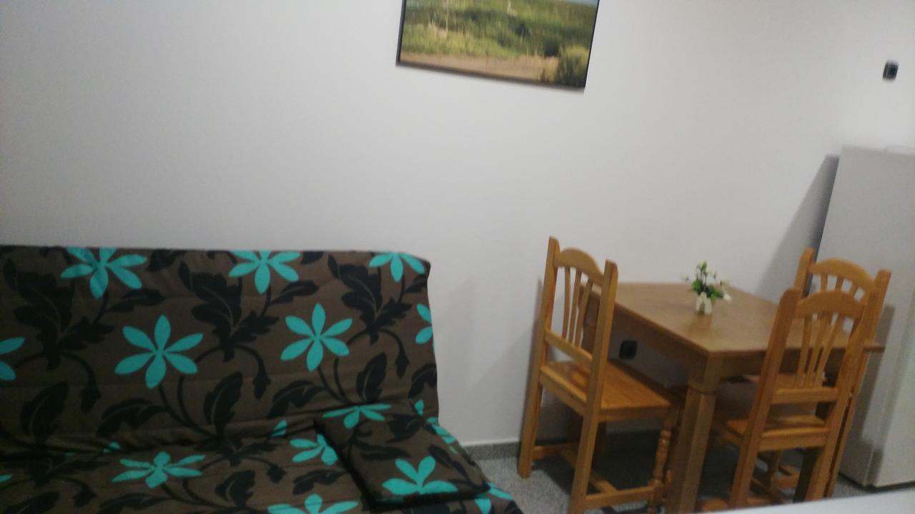 Hotel Albanta La Lantejuela Zewnętrze zdjęcie